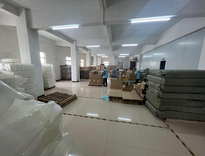 工厂真实性保障广州市颖林洗涤用品7年主营:洗洁精洗碗洗涤剂